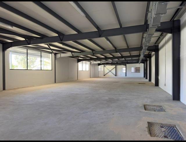 INDUSTRIAL PROPERTY TO RENT IN CLAREMONT
